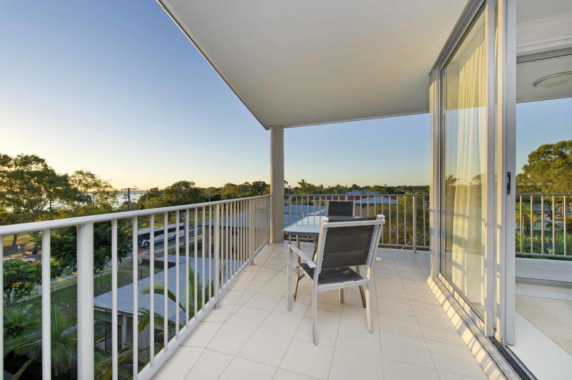 On The Bay Apartments Bongaree Exteriér fotografie